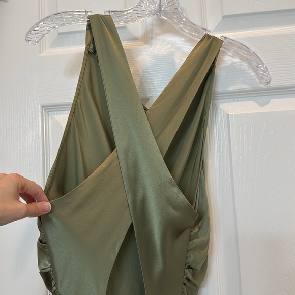 NWT Reformation Casette Silk Dress in Artichoke Size 12 - Picture 9 of 13